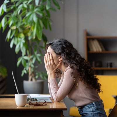 stressed-employee-8-min