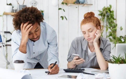 young-employees-burnout-min-1