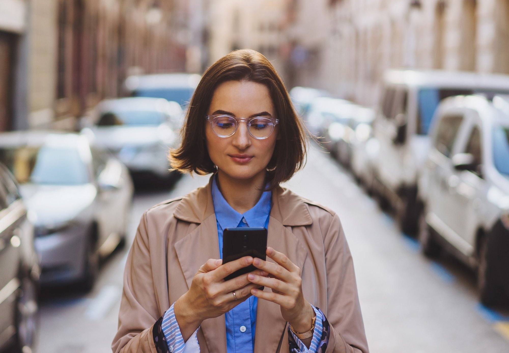 Tips for connecting deskless employees
