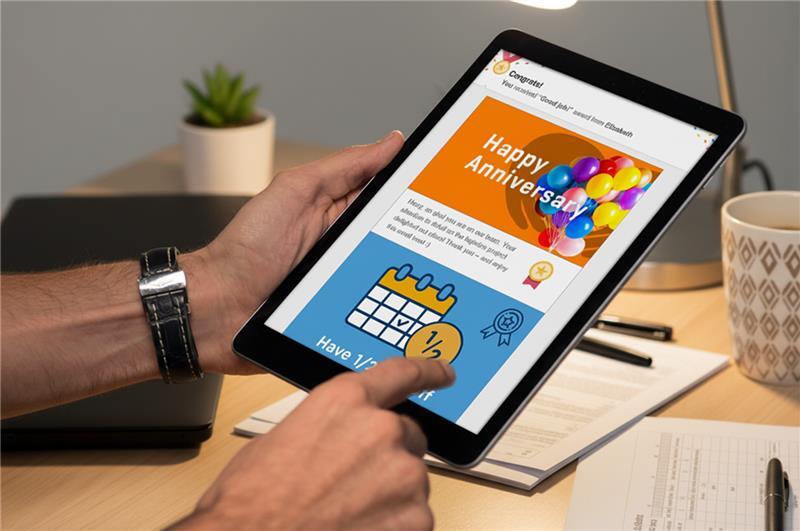 A guide to social employee recognition