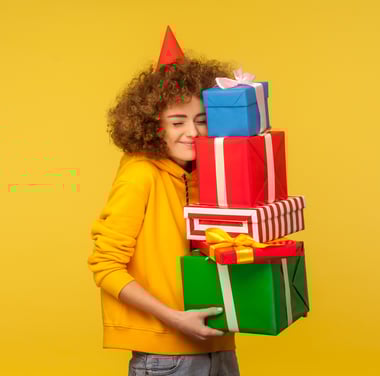 10 Holiday Incentives for Employees to Boost Engagement | RGER