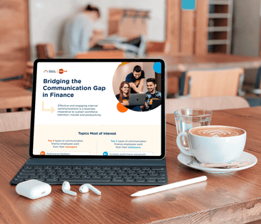 US | Infographic | Bridging the Communications Gap in Finance & Banking