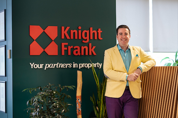 Reward_Gateway_x_Knight_Frank_Case_Study_BTS-84