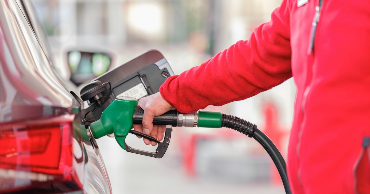 How to ease the impact of rising fuel prices with employee discounts and rewards
